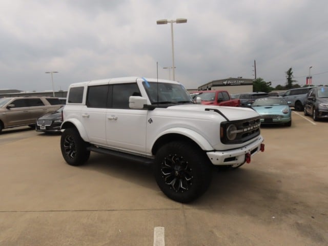 2023 Ford Bronco 4-Door Outer Banks - Photo 6