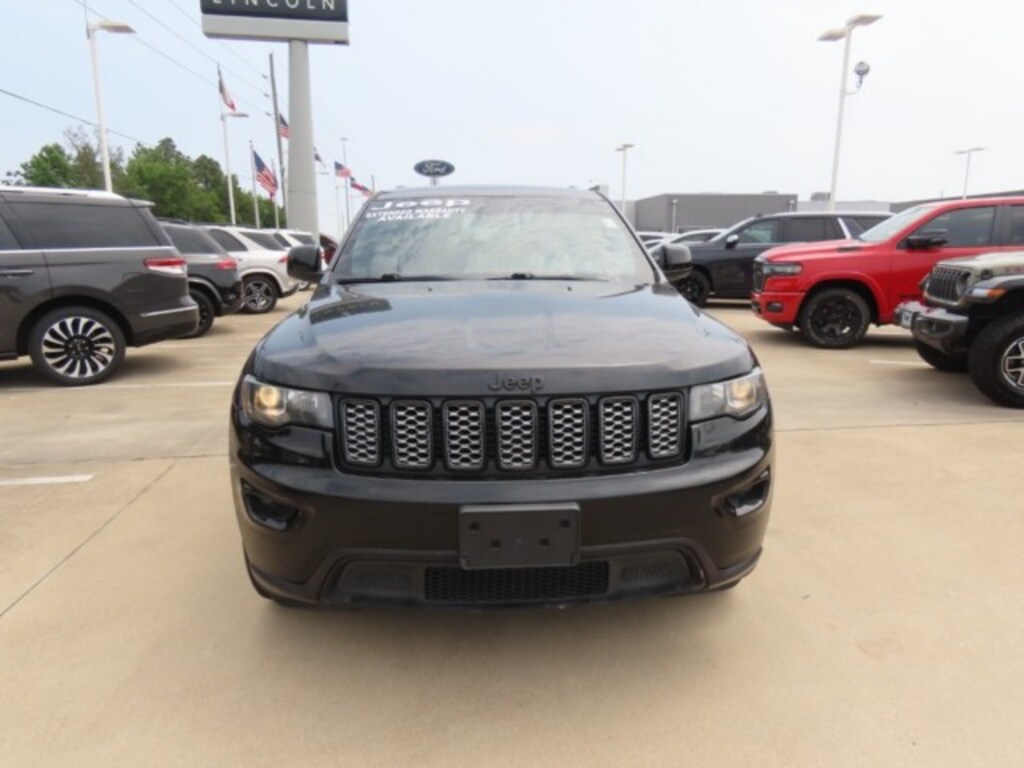 Used 2021 Jeep Grand Cherokee Laredo X 4x2 SUV
