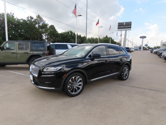2023 Lincoln Nautilus Reserve AWD's photo