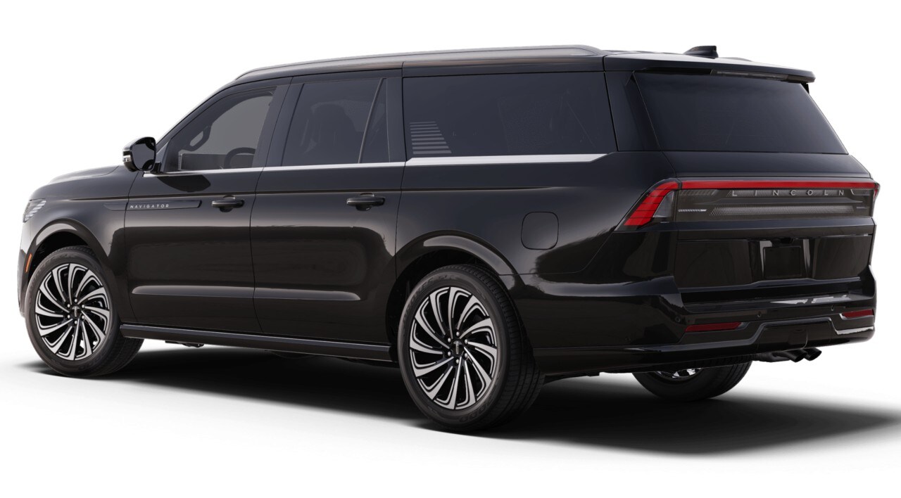 2025 Lincoln Navigator Black Label photo 2