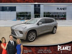2025 Buick Enclave 4dr Avenir Car