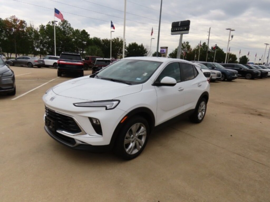 Used 2024 Buick Encore GX FWD 4dr Preferred Car