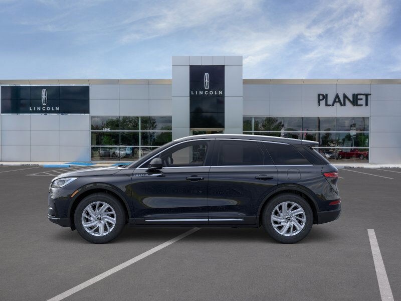 2025 Lincoln Corsair Premiere photo 3