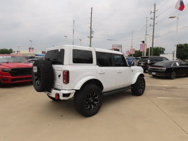 2023 Ford Bronco 4-Door Outer Banks - Photo 9