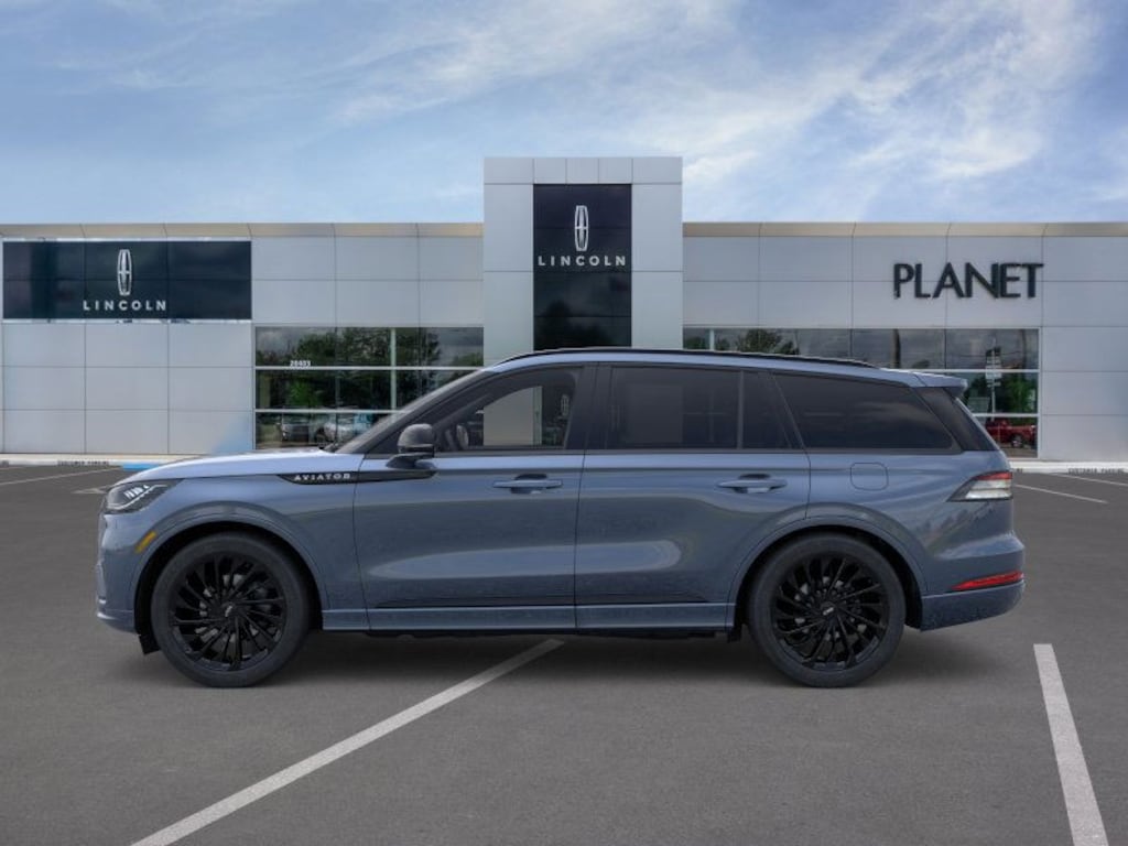 New 2026 Lincoln Aviator Reserve RWD SUV