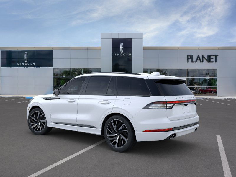 2025 Lincoln Aviator Black Label photo 4