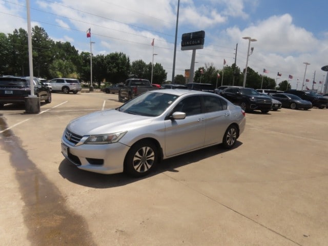Used 2013 Honda Accord LX with VIN 1HGCR2F35DA064682 for sale in Spring, TX