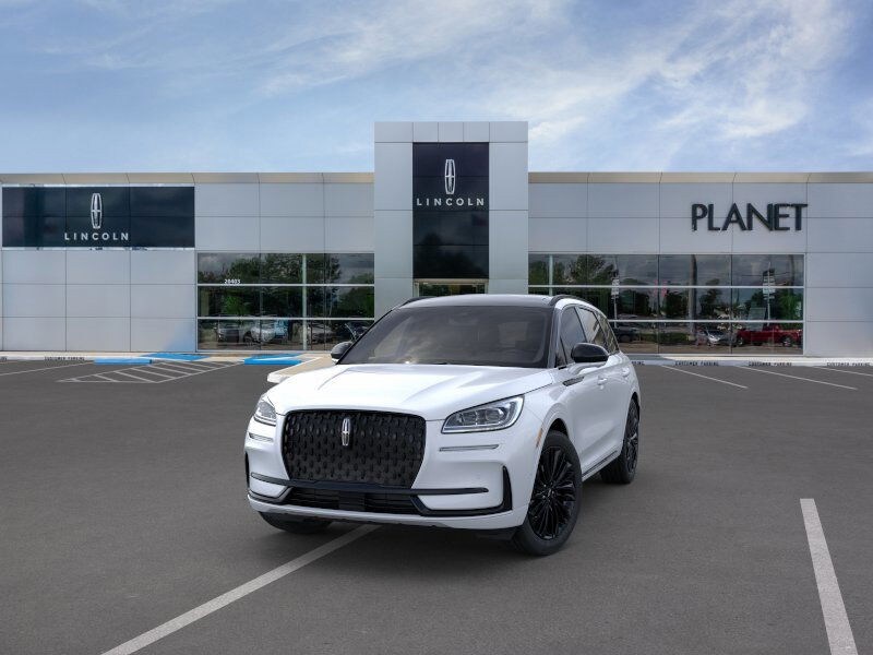 2025 Lincoln Corsair Reserve photo 2