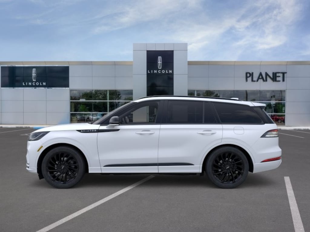New 2026 Lincoln Aviator Reserve AWD SUV