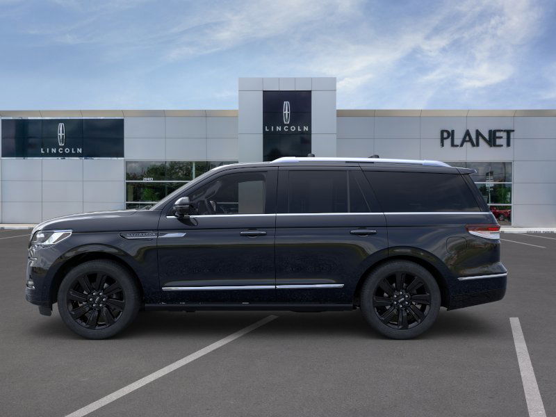 2024 Lincoln Navigator Reserve photo 3
