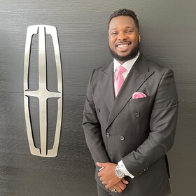 Staff member Marcus Stallings from 1d674b24ff0a