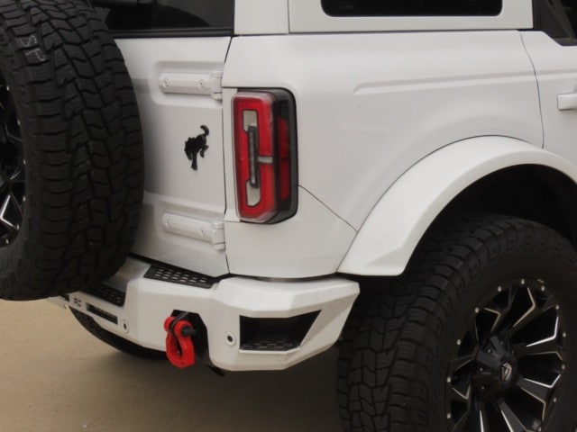 2023 Ford Bronco 4-Door Outer Banks - Photo 10