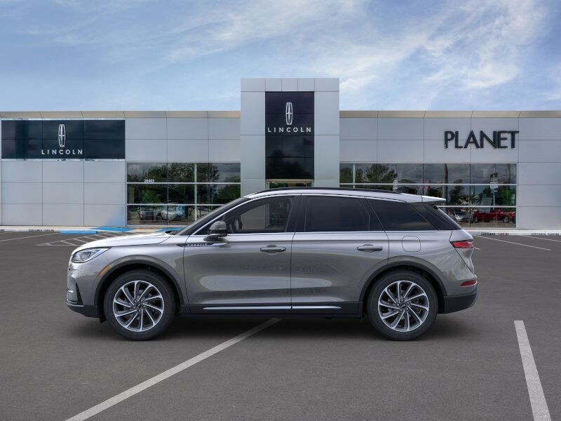 2025 Lincoln Corsair Premiere photo 3