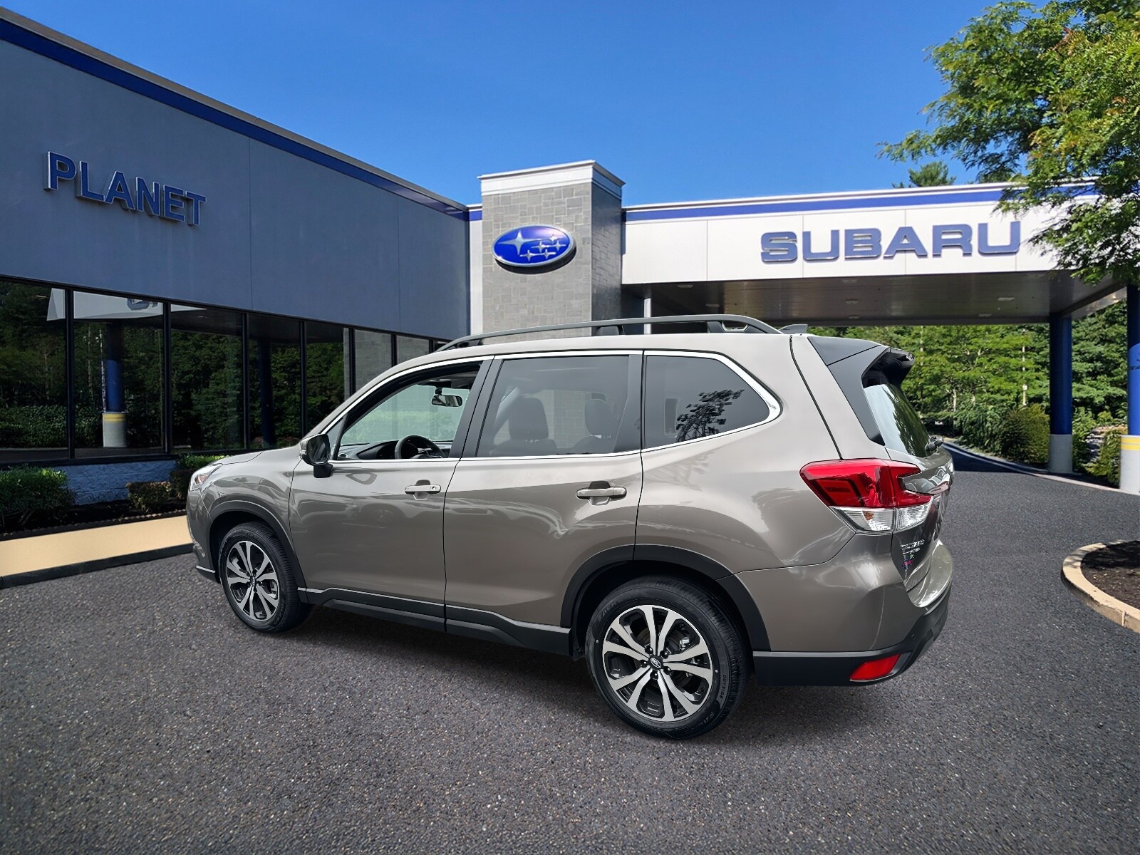 2024 Subaru Forester Limited photo 3