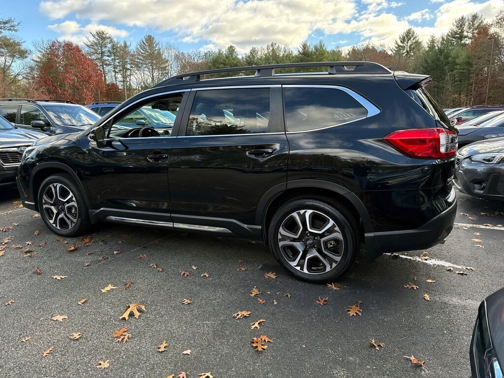 Used 2023 Subaru Ascent Limited 7-Passenger Sport Utility