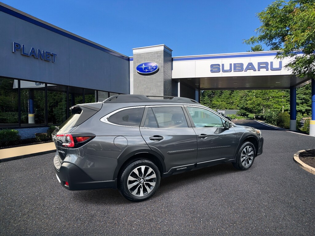 Used 2023 Subaru Outback Limited CVT Sport Utility