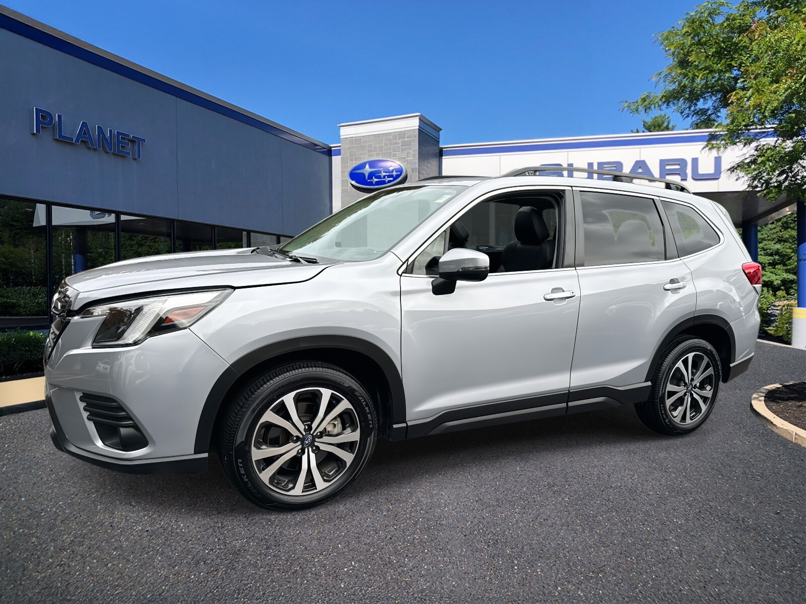 2024 Subaru Forester Limited photo 3
