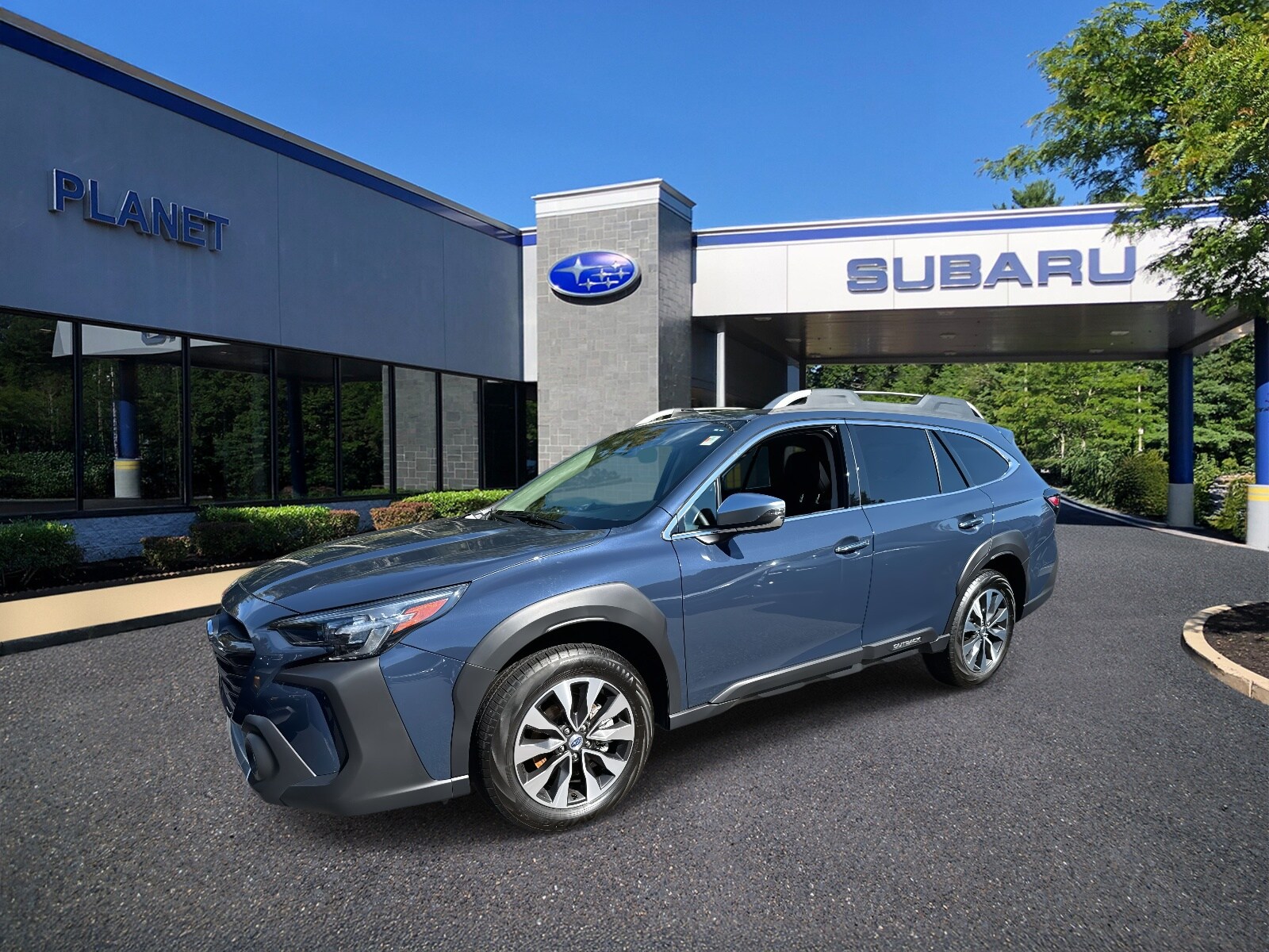 2025 Subaru Outback Touring photo 4