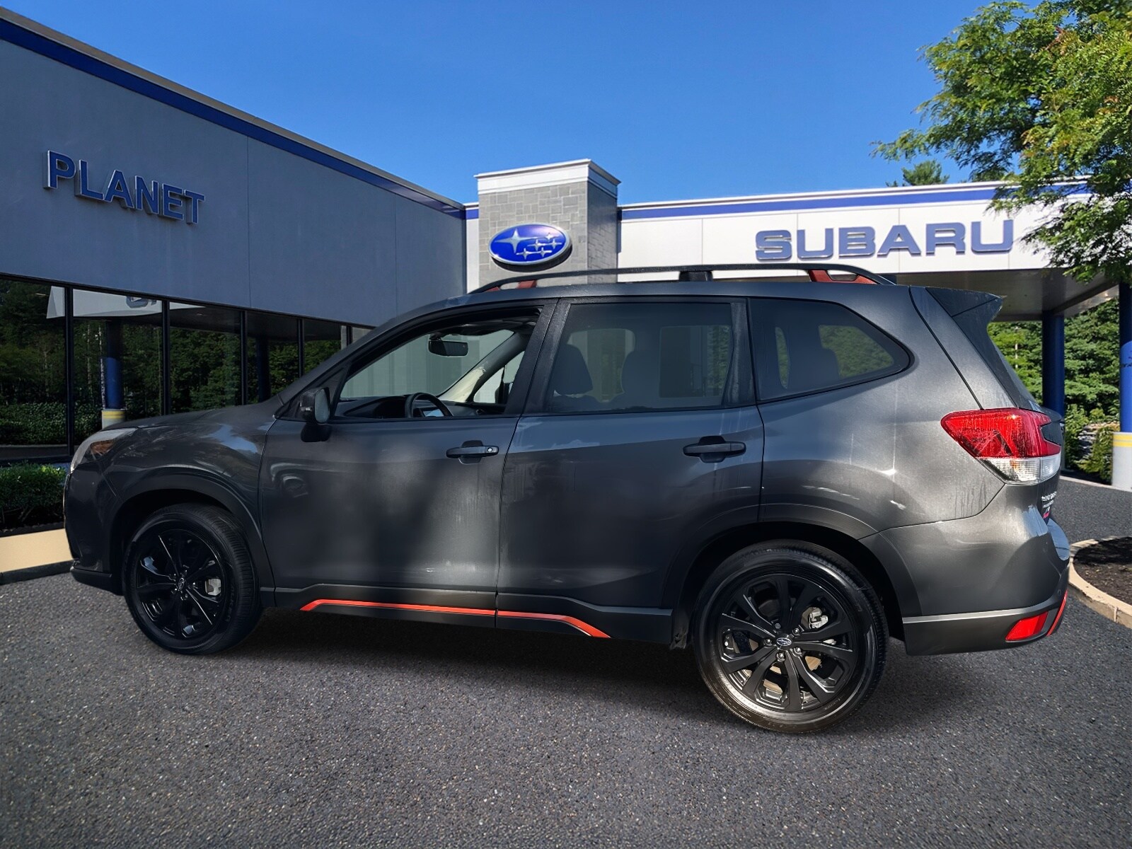 2024 Subaru Forester Sport photo 3