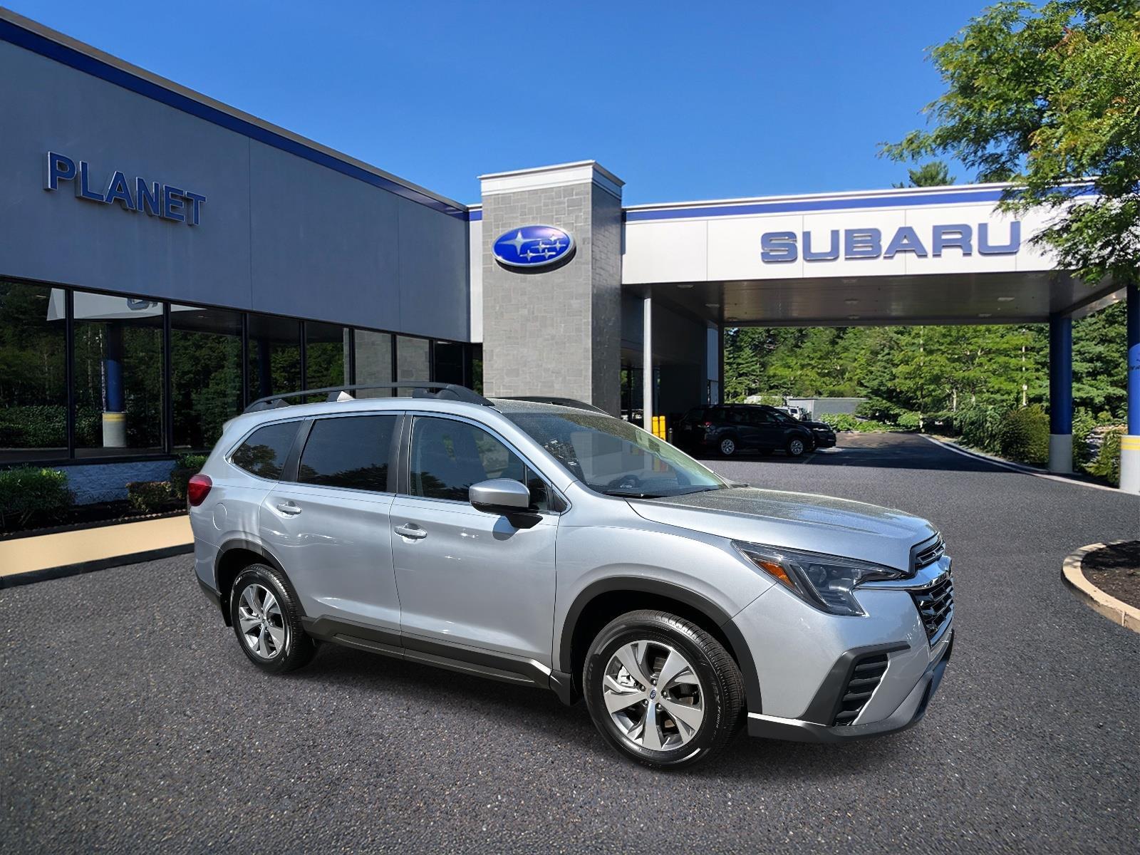 2024 Subaru Ascent Premium's photo