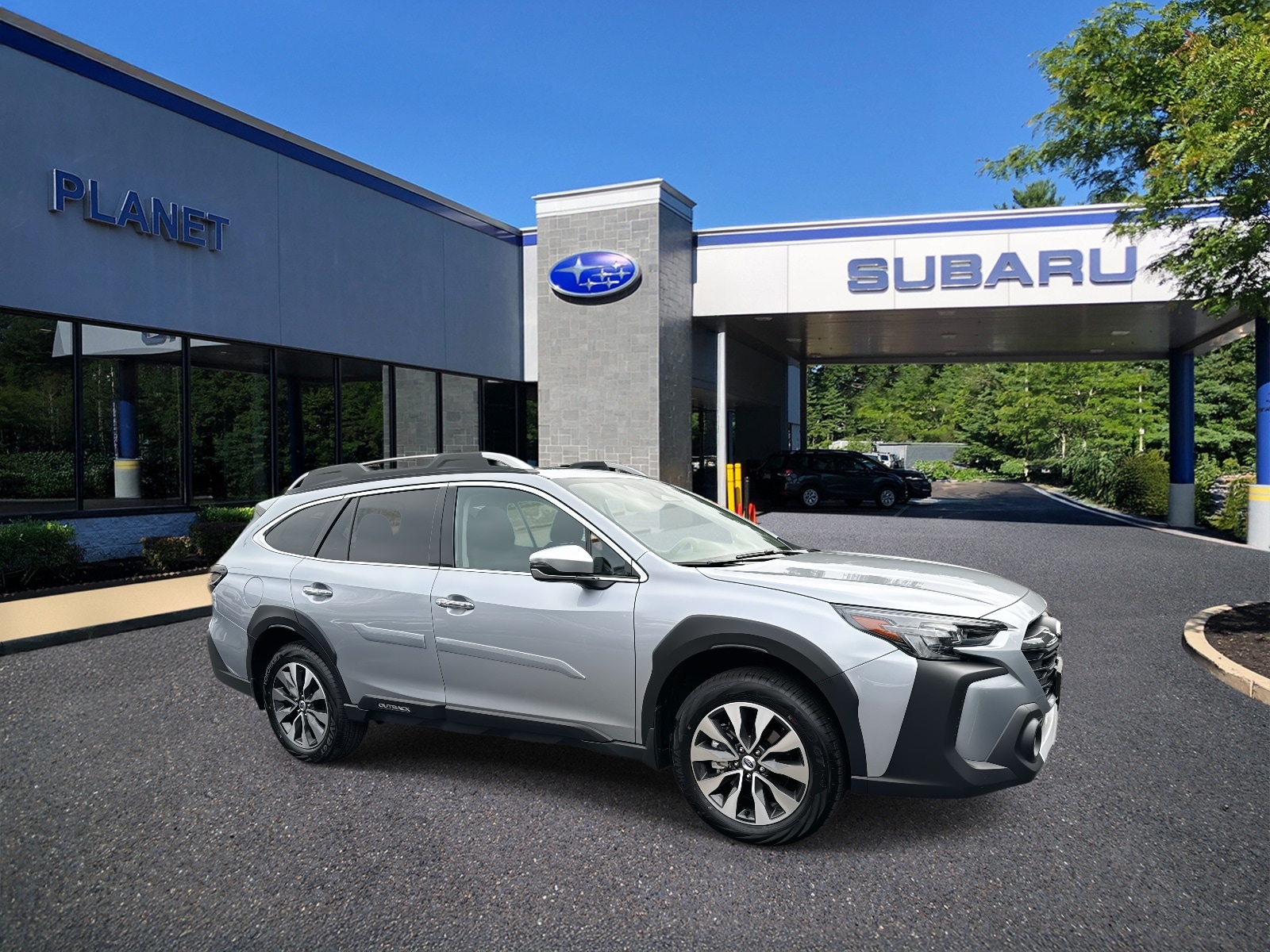 2025 Subaru Outback Touring's photo