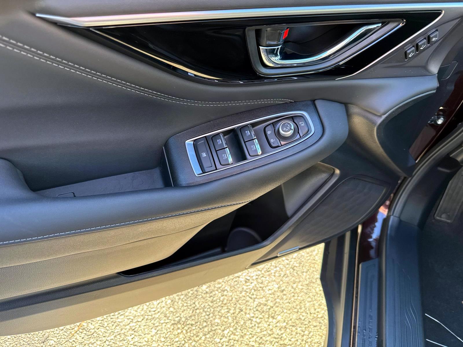 2025 Subaru Outback Touring - Photo 11