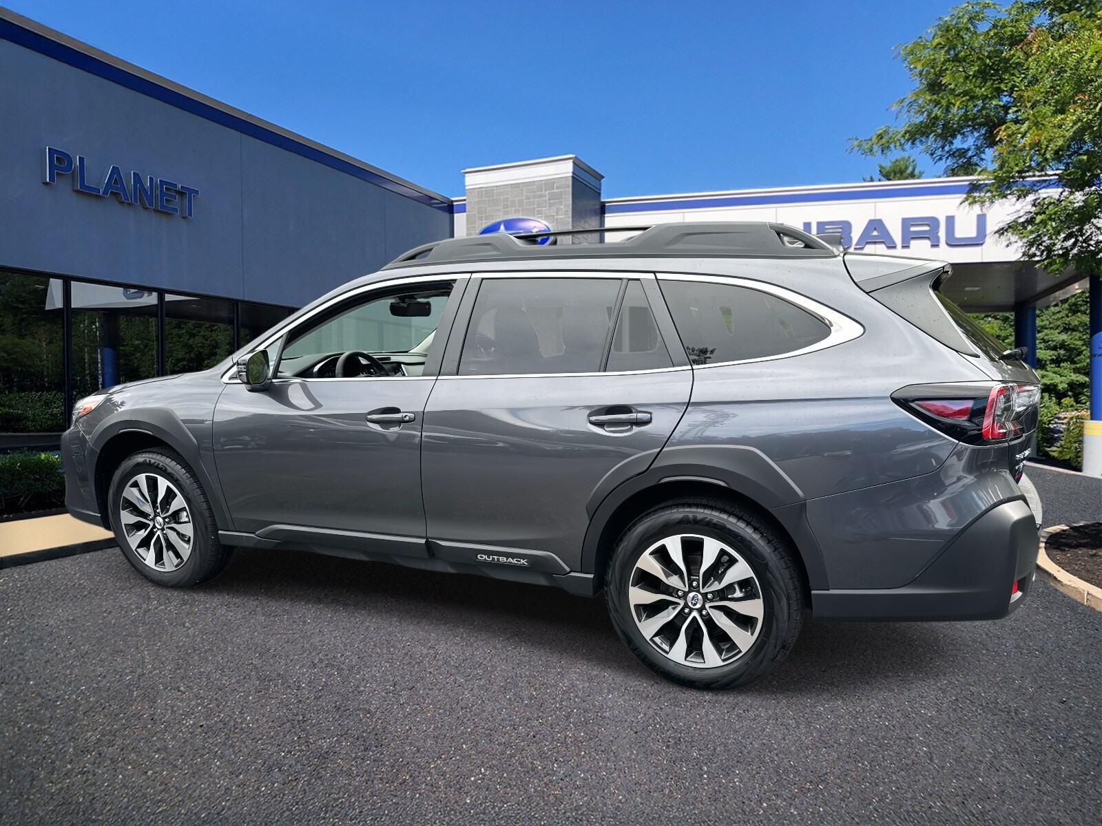 2024 Subaru Outback Limited photo 3