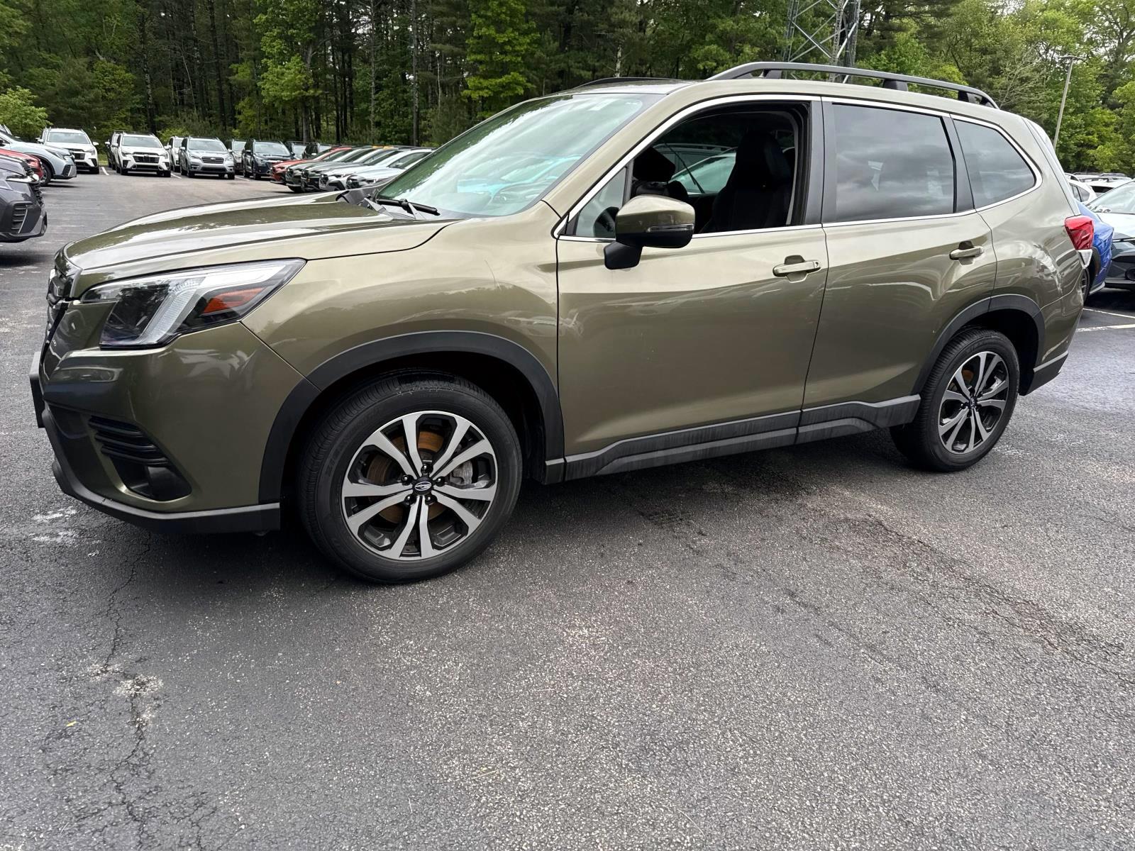 2023 Subaru Forester Limited photo 4