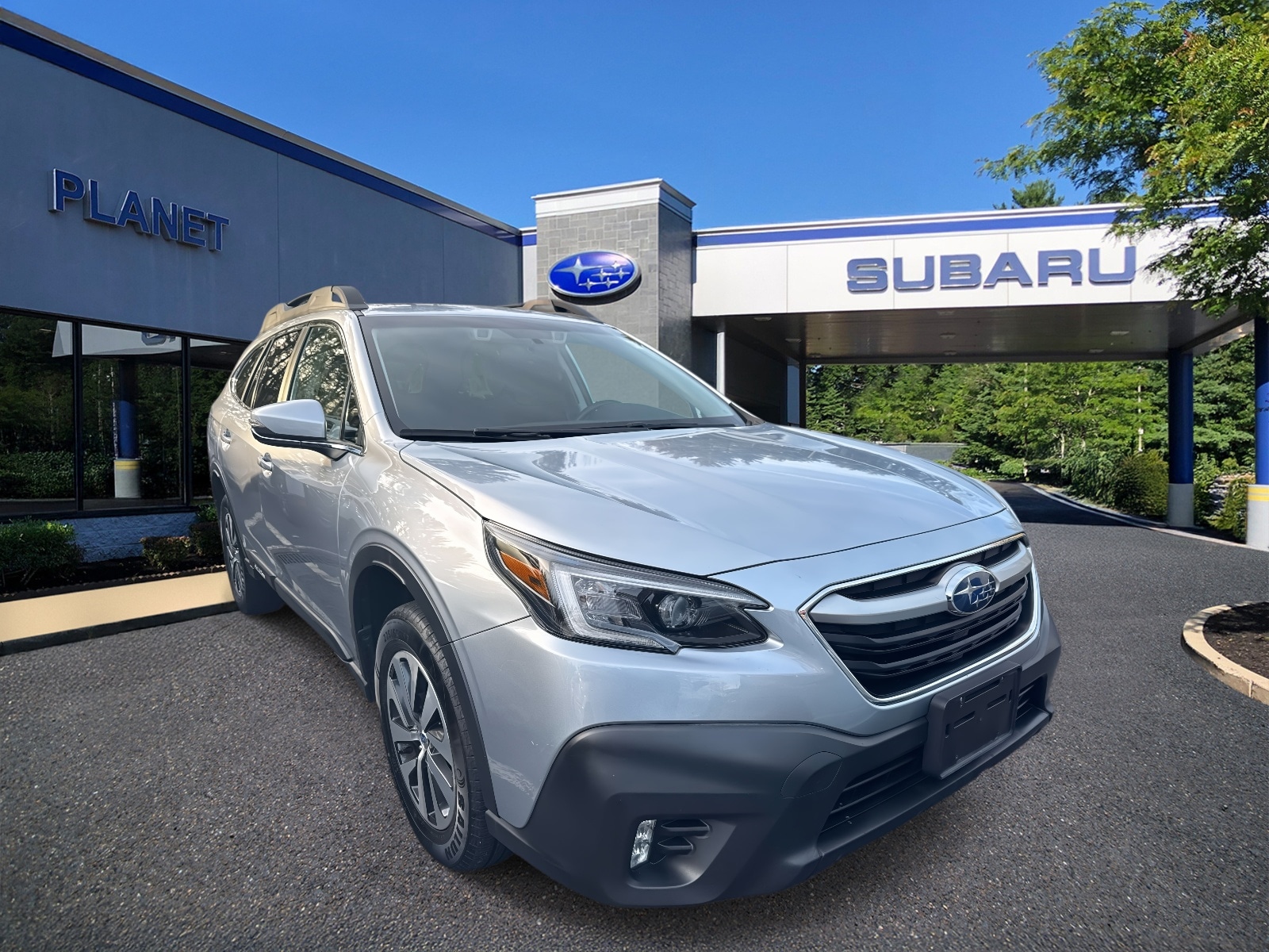 2021 Subaru Outback Premium's photo