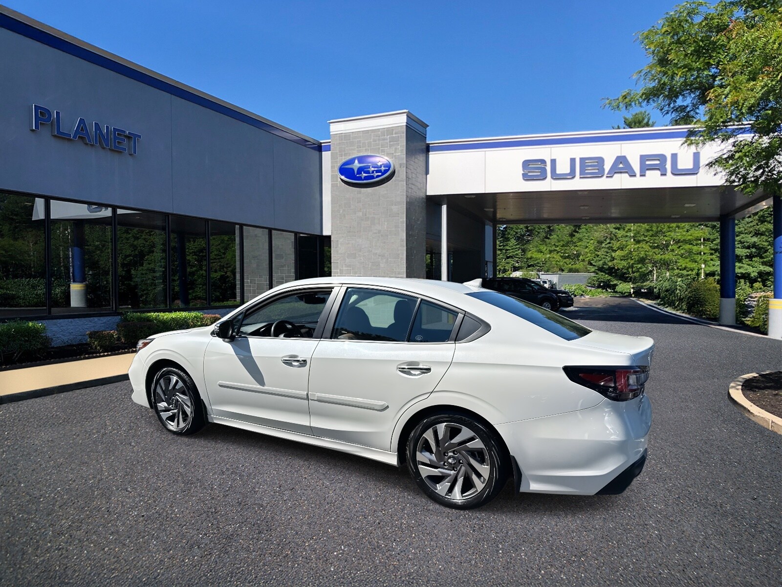 2024 Subaru Legacy Touring XT photo 3