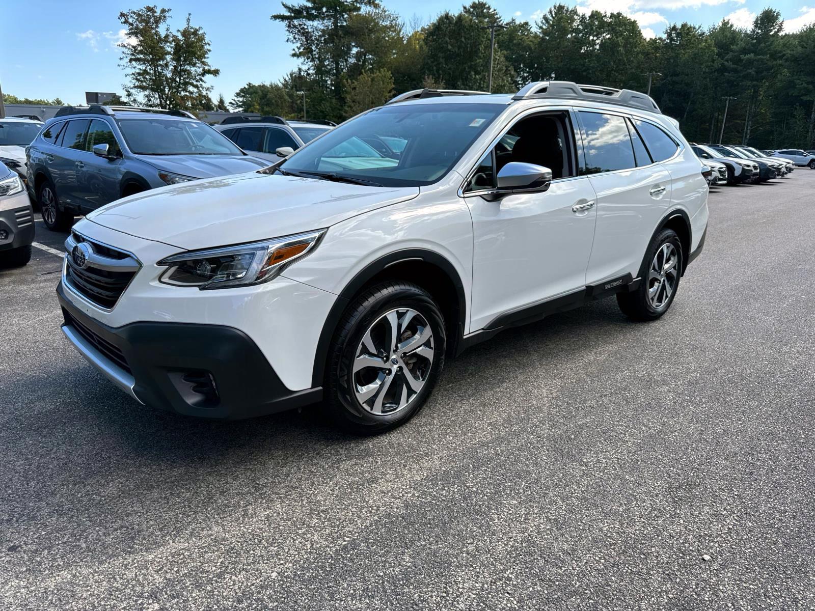 2022 Subaru Outback Touring photo 4