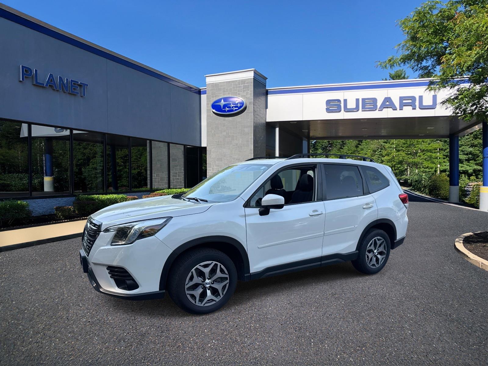 2023 Subaru Forester Premium's photo
