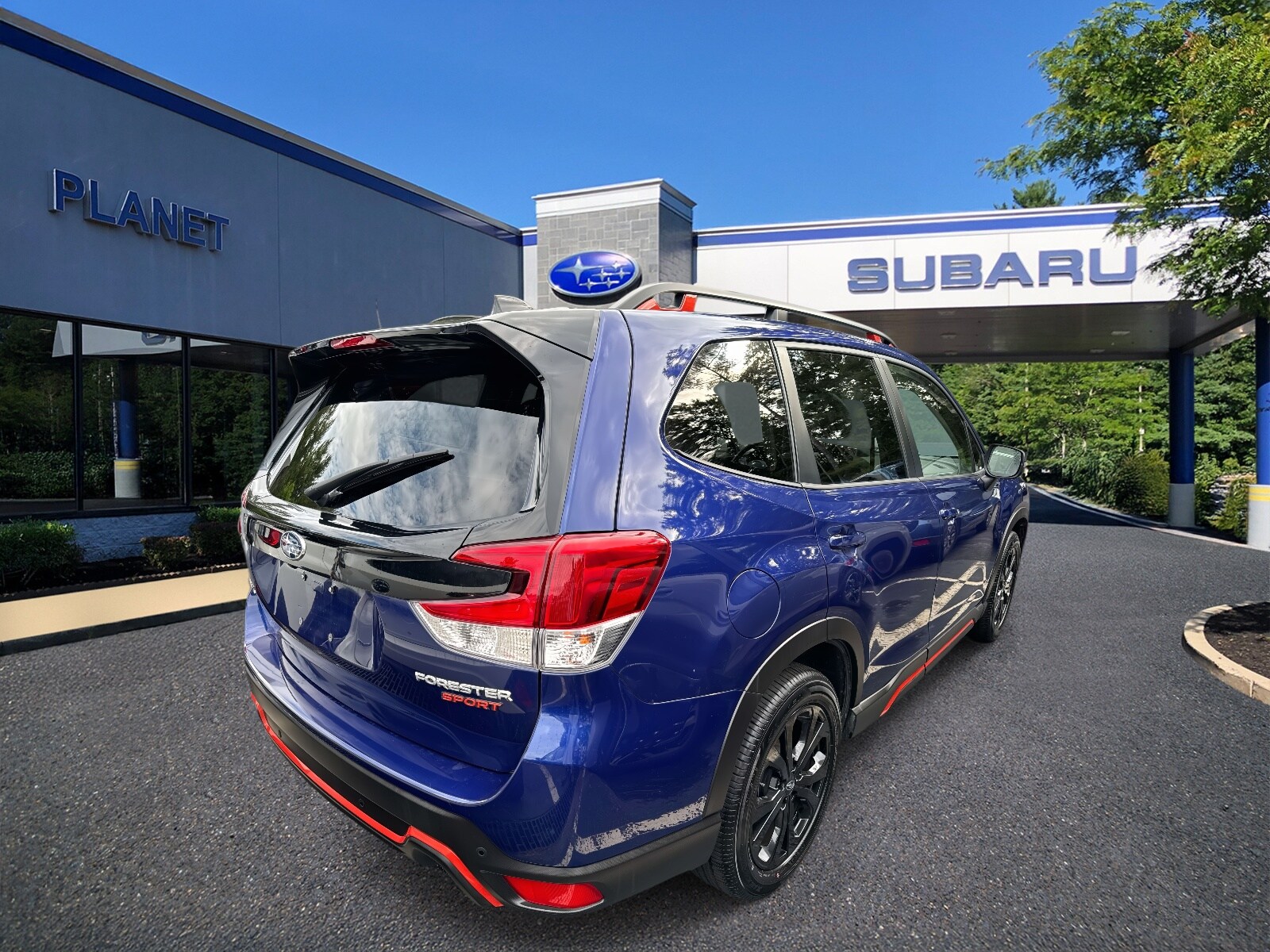 2024 Subaru Forester Sport photo 2