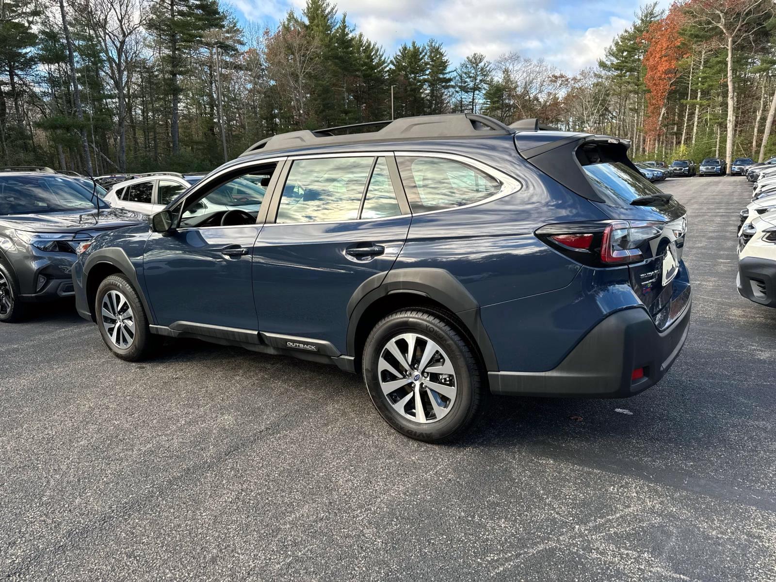 2024 Subaru Outback Sport photo 2