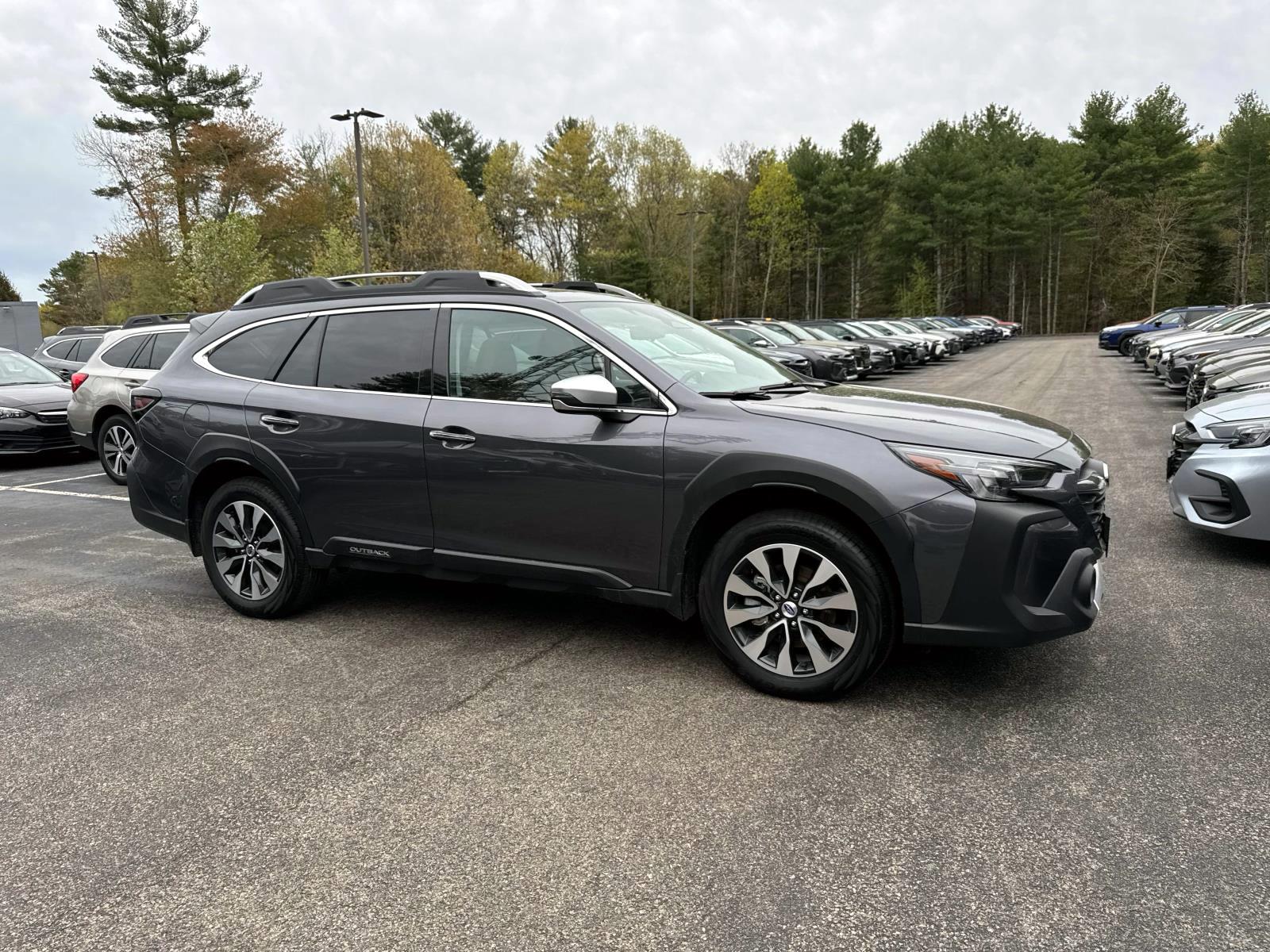 2025 Subaru Outback Touring XT's photo