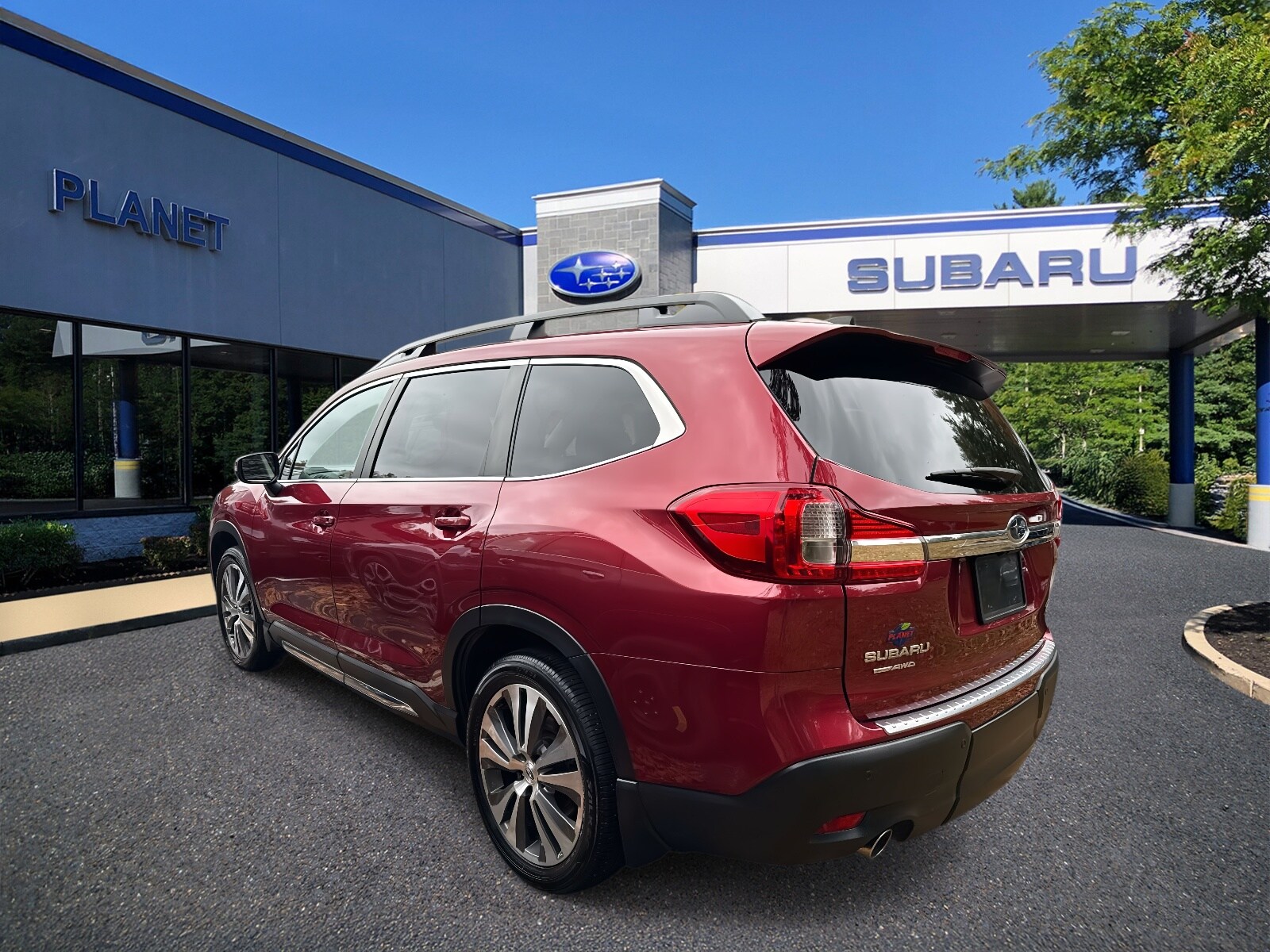 2022 Subaru Ascent Limited photo 3