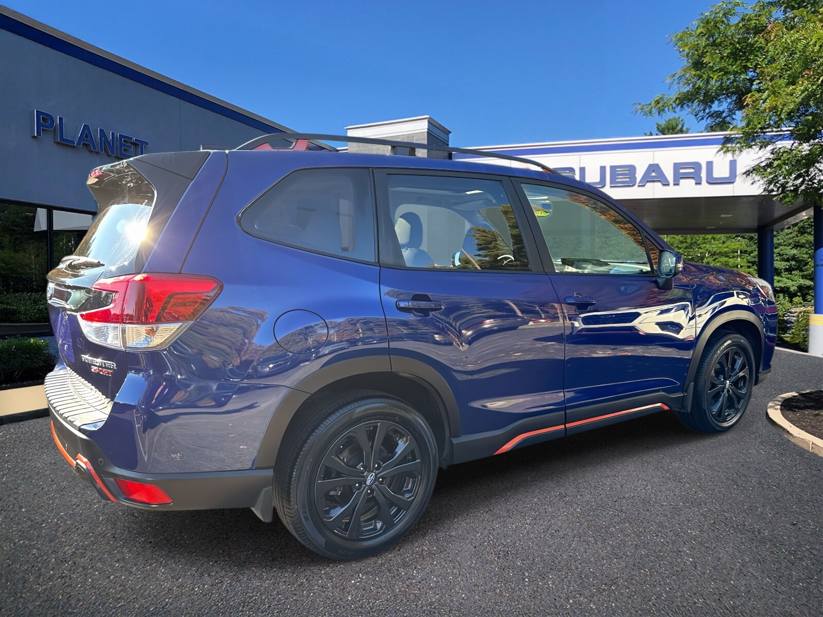 2024 Subaru Forester Sport photo 2