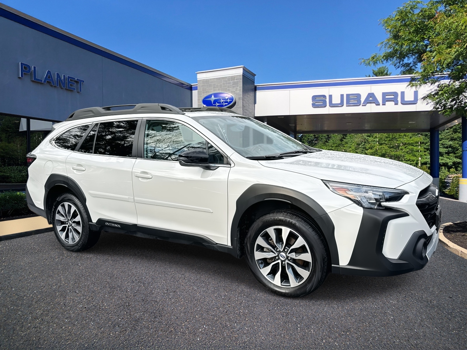 2023 Subaru Outback Limited's photo