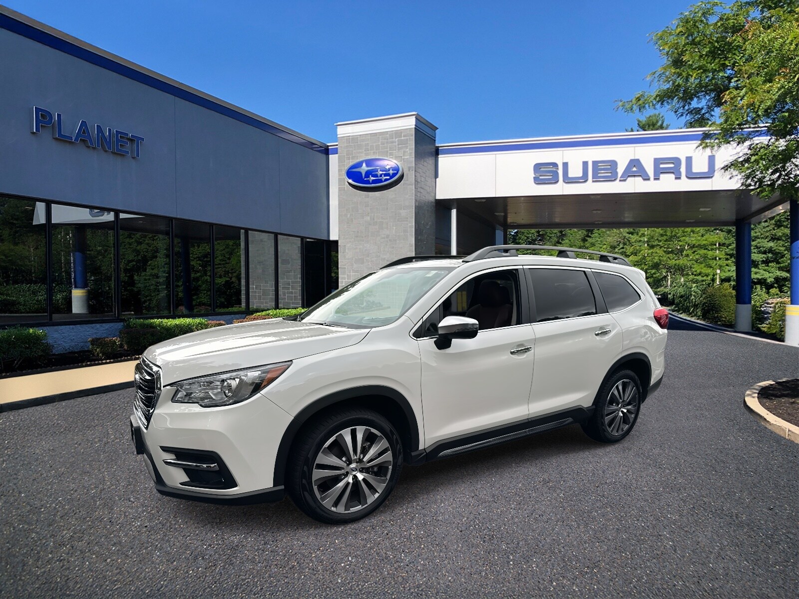 2021 Subaru Ascent Touring photo 3