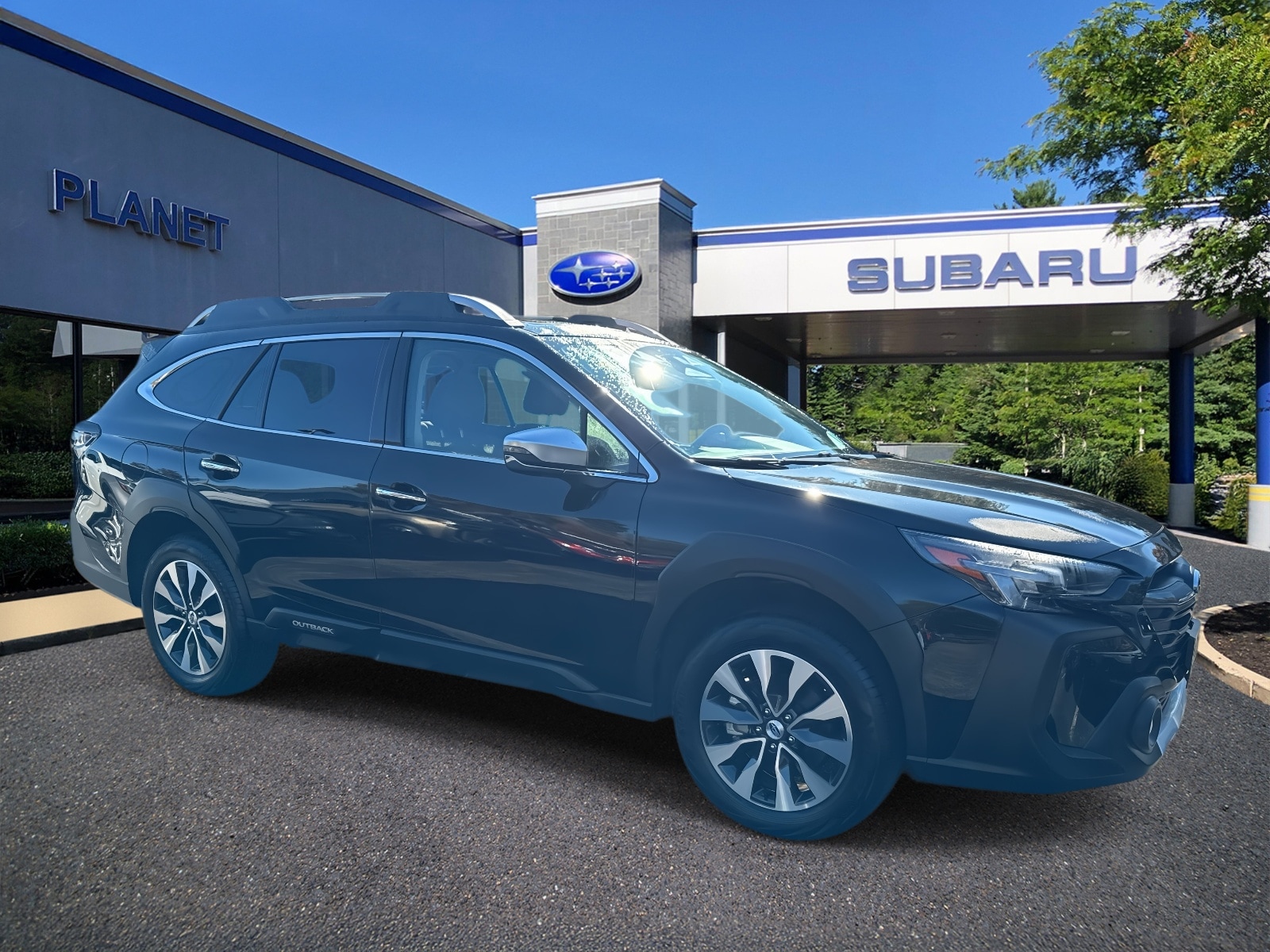 2024 Subaru Outback Touring's photo