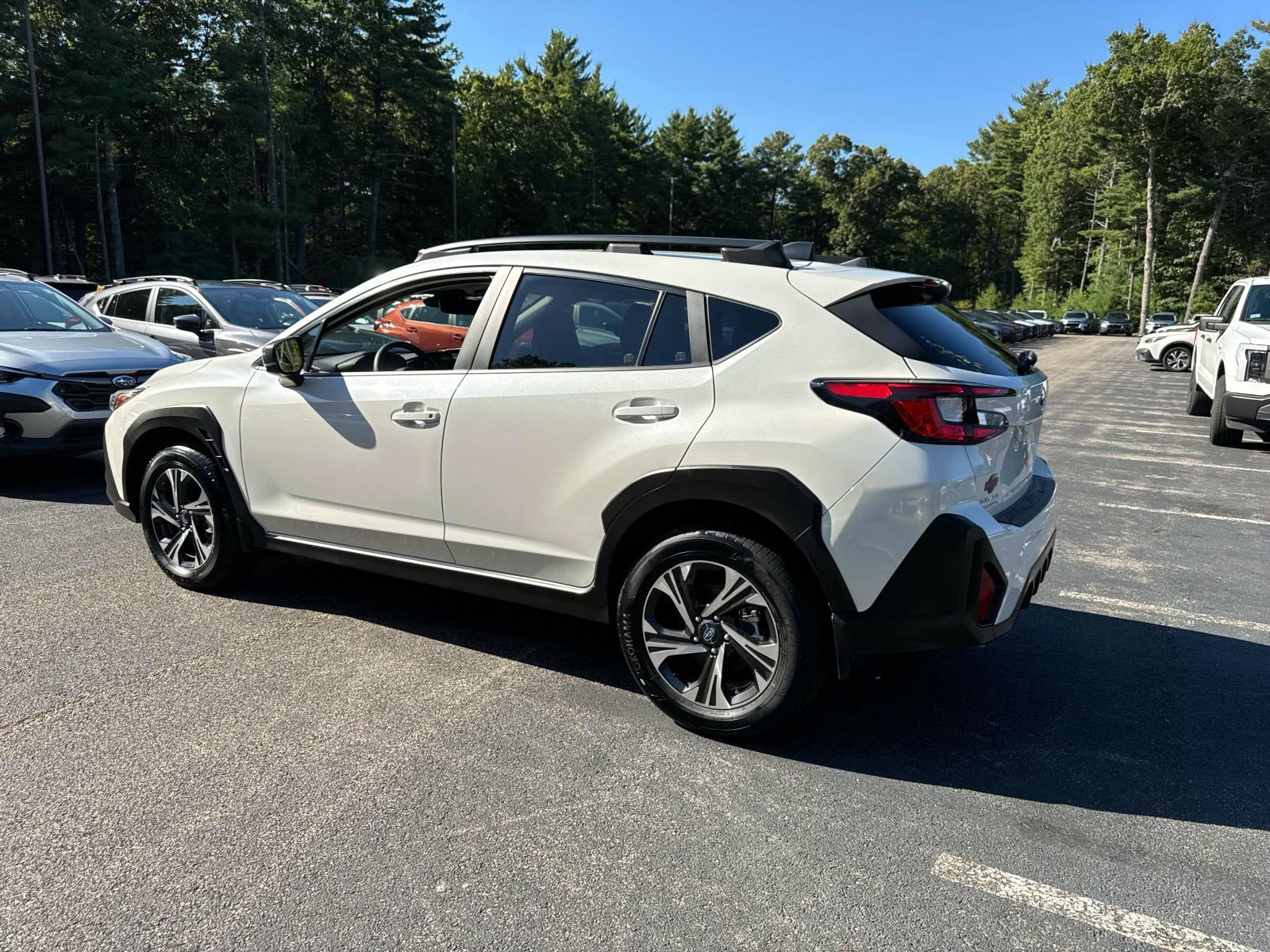 2024 Subaru Crosstrek Premium photo 3