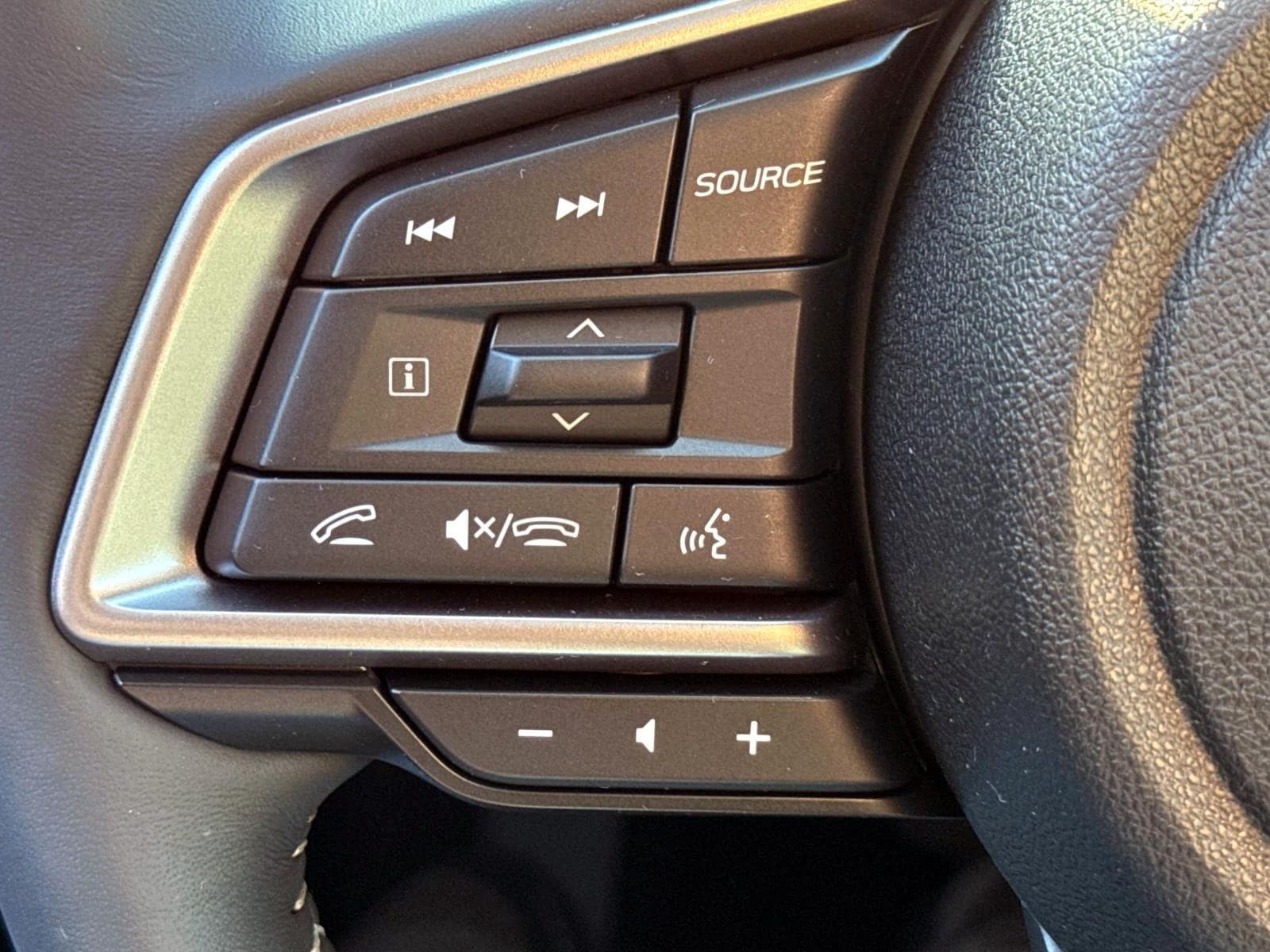 2025 Subaru Outback Touring - Photo 14