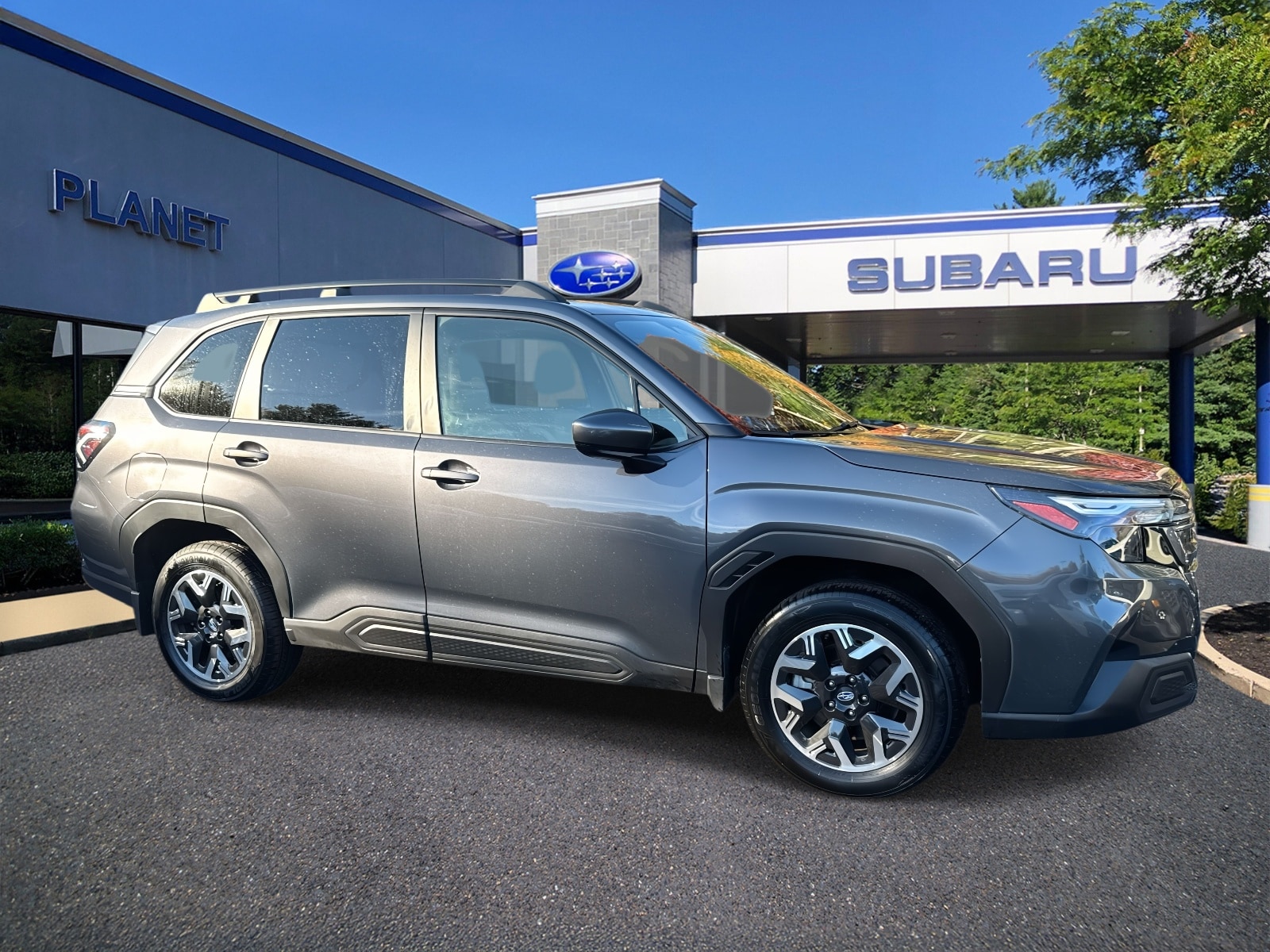 2025 Subaru Forester Premium's photo