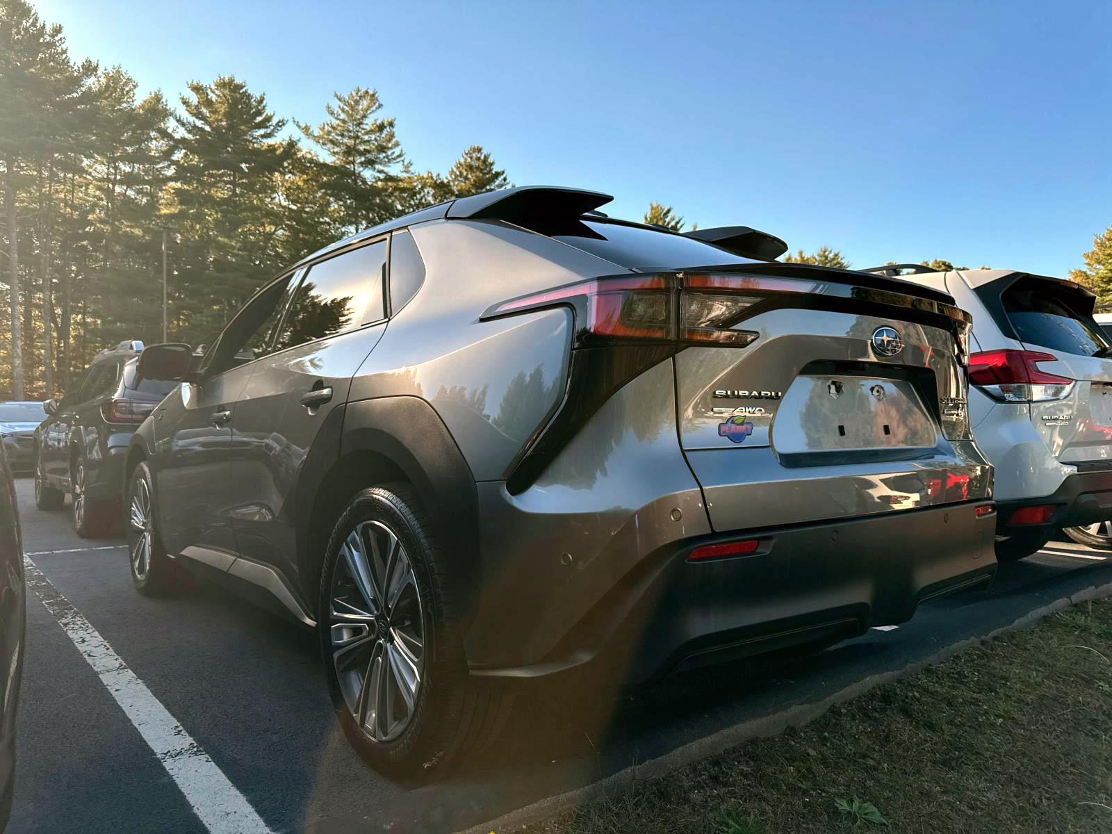 2023 Subaru Solterra Touring photo 3