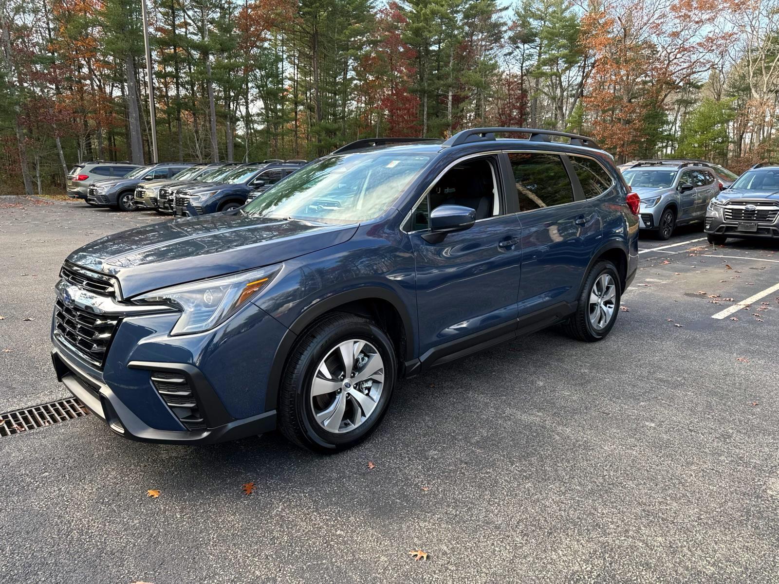 2024 Subaru Ascent Premium photo 3