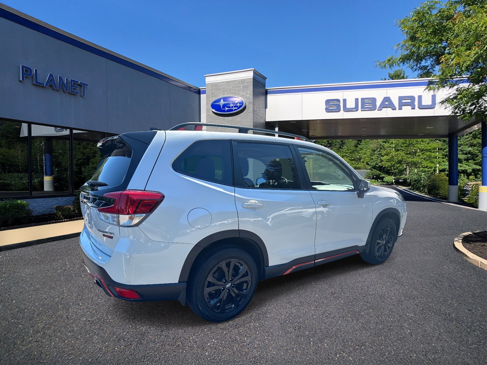 2024 Subaru Forester Sport Base photo 2