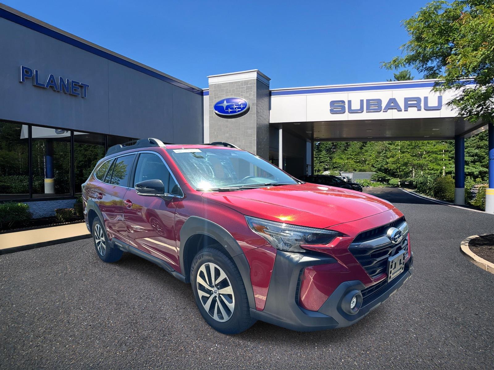 2025 Subaru Outback Premium's photo