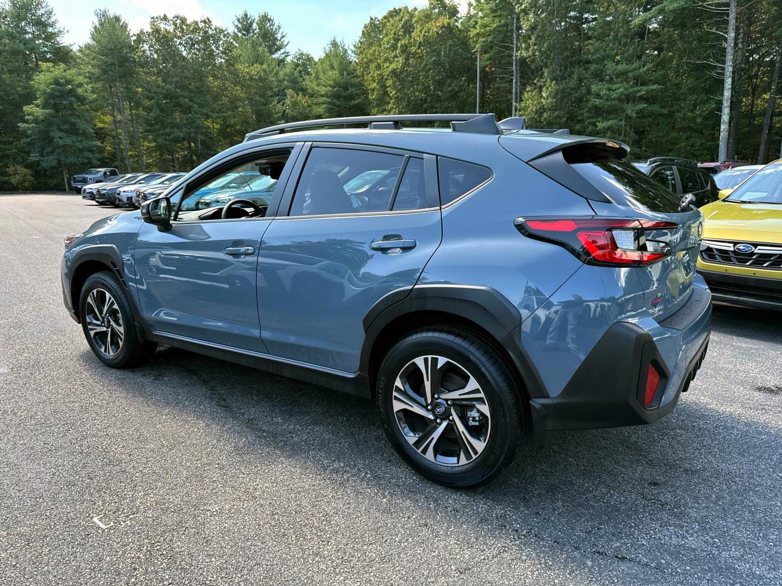 2024 Subaru Crosstrek Premium photo 3