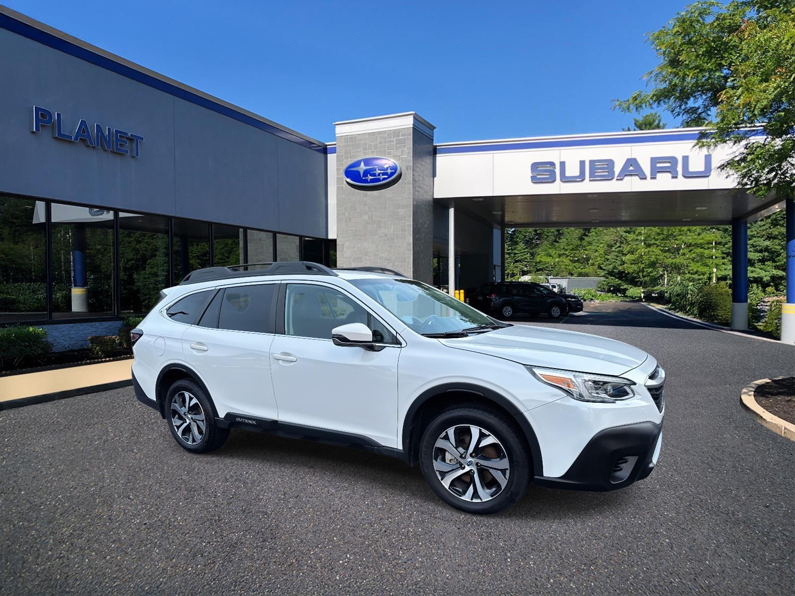 2022 Subaru Outback Limited's photo