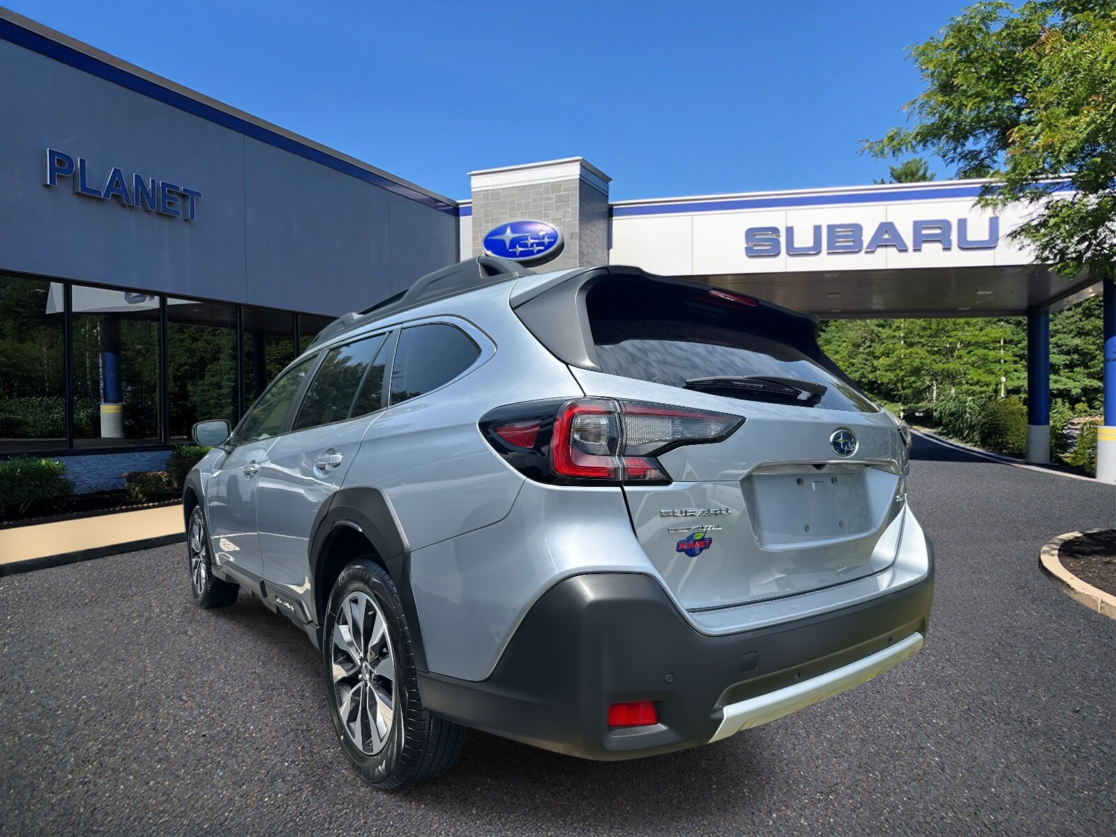 2024 Subaru Outback Limited photo 3